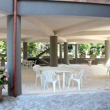 Oasi Di Pace Hotel Sutri Exterior photo